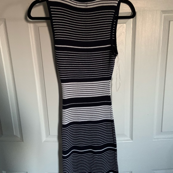 Blue tight dress - Picture 2 of 3